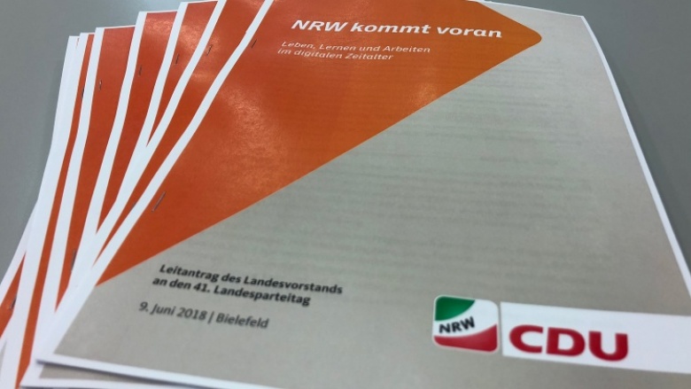 „NRW kommt voran – Leben, Lernen und Arbeiten im digitalen Zeitalter“: Leitantrag zum 41. Landesparteitag beschlossen