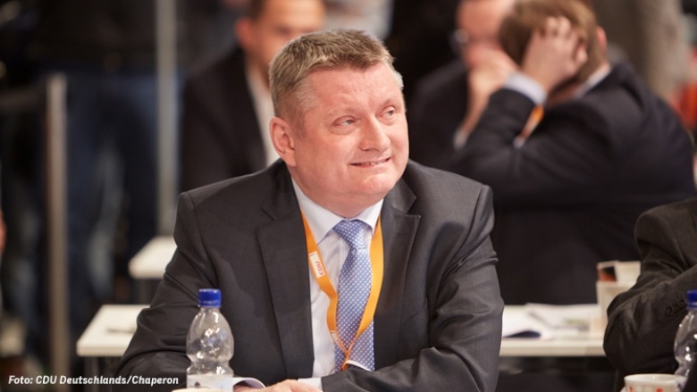 CDU-Landesvorstand nominiert Hermann Gröhe als NRW-Spitzenkandidaten zur Bundestagswahl CDU-Landesvorstand nominiert Hermann Gröhe als NRW-Spitzenkandidaten zur Bundestagswahl