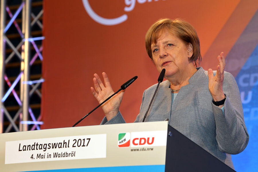 Angela Merkel und Armin Laschet in Bad Godesberg und Waldbröl