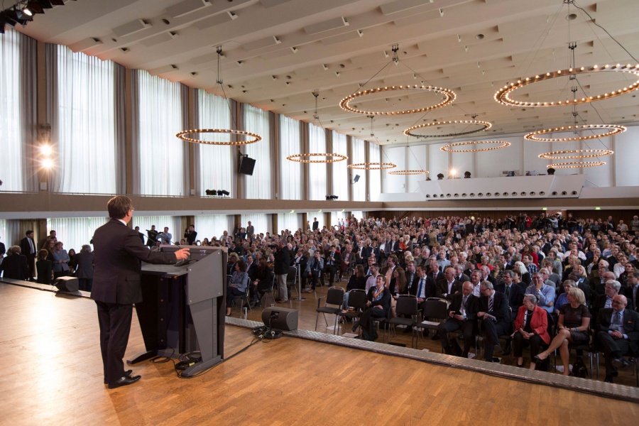 Angela Merkel und Armin Laschet in Bad Godesberg und Waldbröl