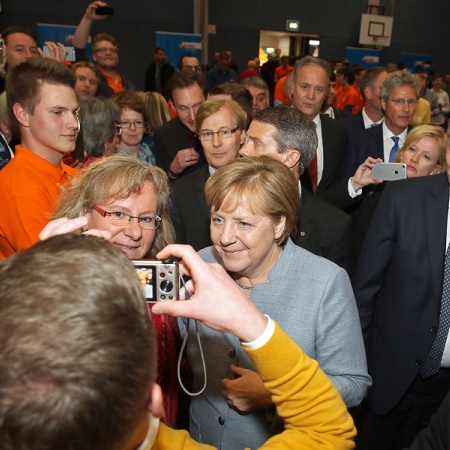 Angela Merkel und Armin Laschet in Bad Godesberg und Waldbröl