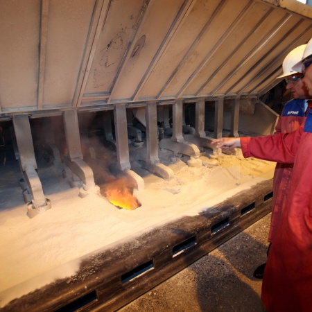 Wirtschaftstour: Laschet bei Trimet