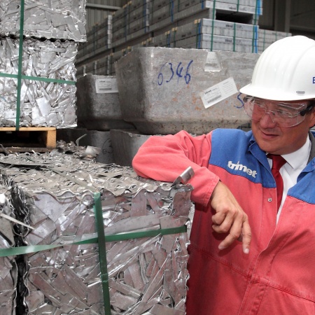 Wirtschaftstour: Laschet bei Trimet