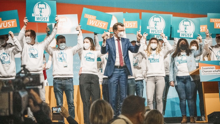 Hendrik Wüst mit 99,1 Prozent als Spitzenkandidat nominiert