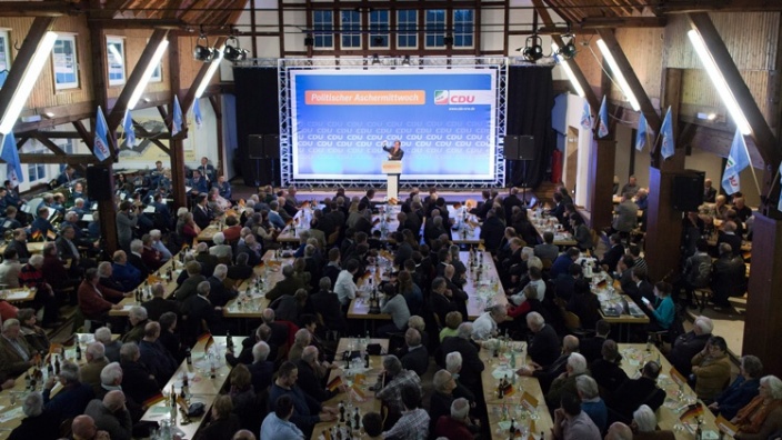  „Nordrhein-Westfalen muss aufholen!“ „Nordrhein-Westfalen muss aufholen!“